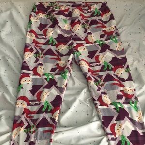 LulaRoe Santa Leggings